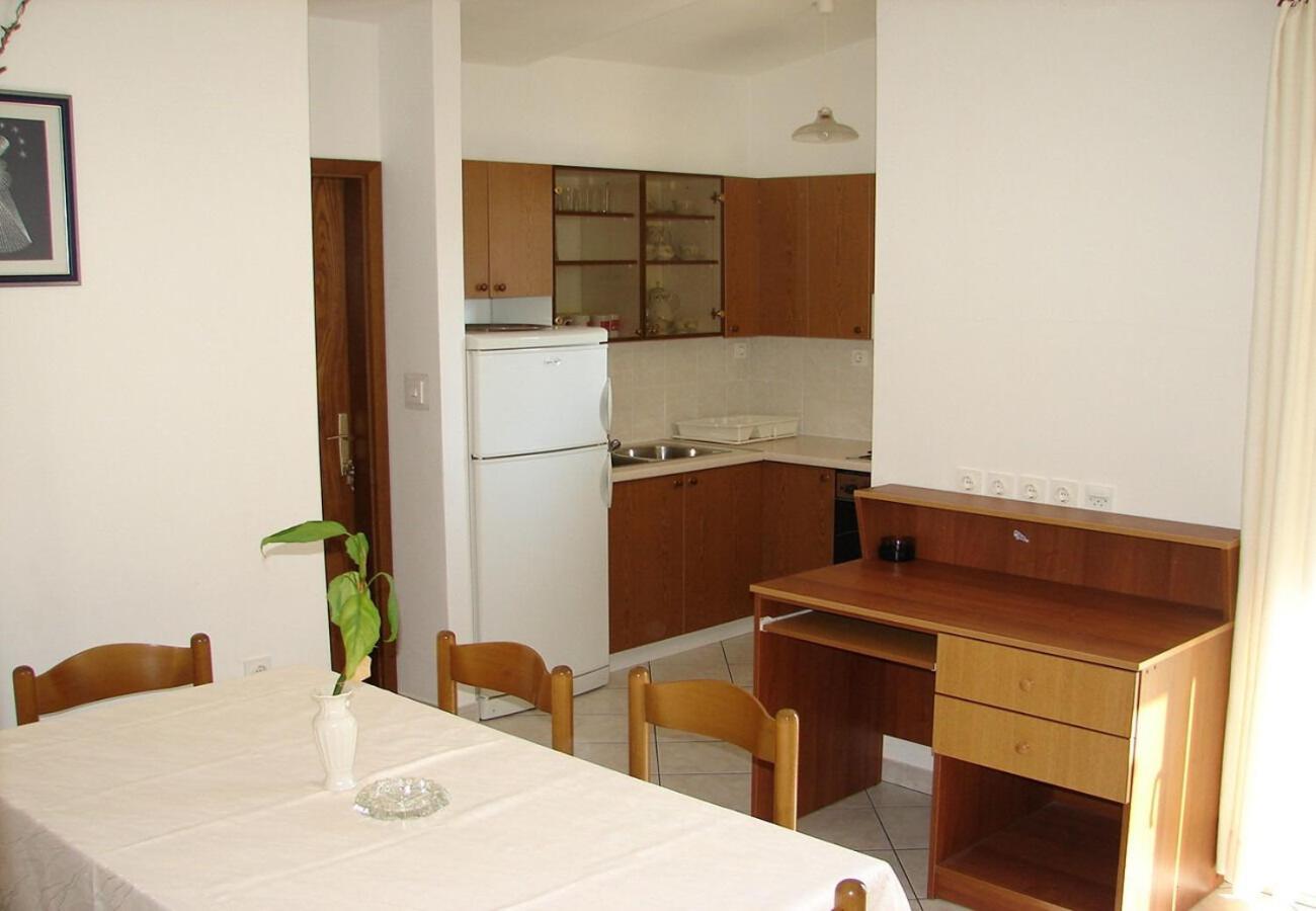 Apartments Nada 브렐라 외부 사진